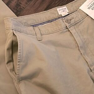 NWT Mens Dockers Broken In Washed Khaki Pants